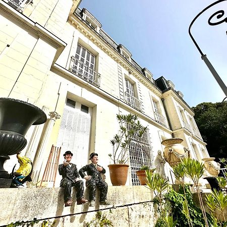 Vivre La Vie De Chateau 阿姆博斯 外观 照片